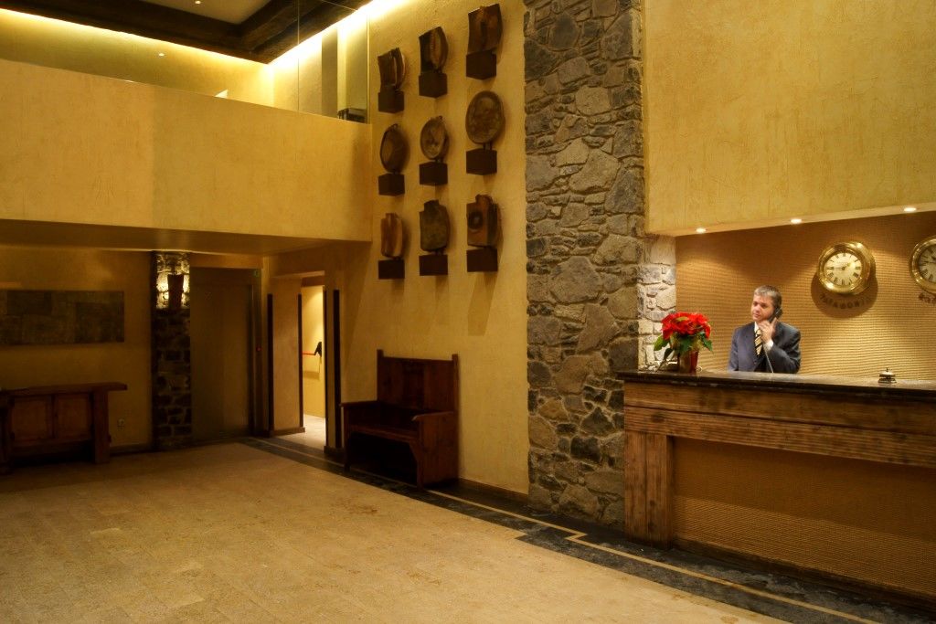 Atiram Patagonia Hotel Arinsal Kültér fotó